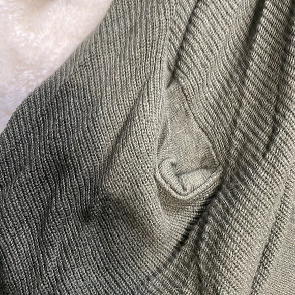 Green a.n.a cardigan‎ - Picture 3 of 6